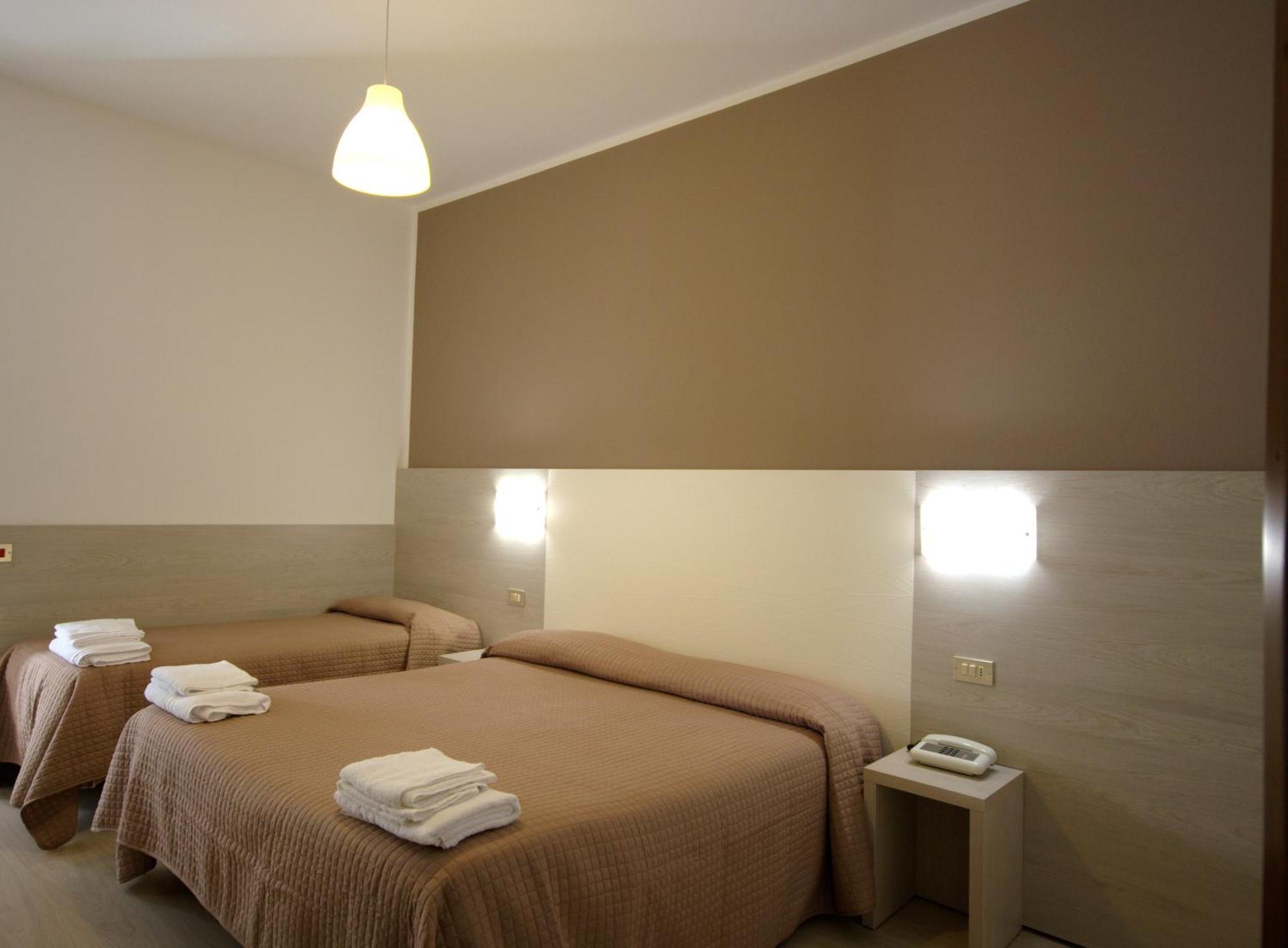 Hotel Villa Alberta B&B เชเซนาติโก ห้อง รูปภาพ