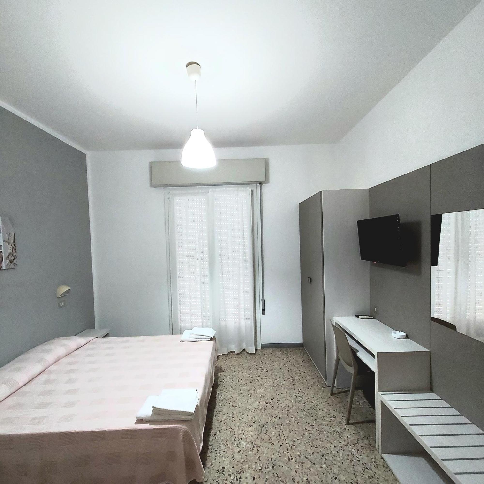 Hotel Villa Alberta B&B เชเซนาติโก ห้อง รูปภาพ