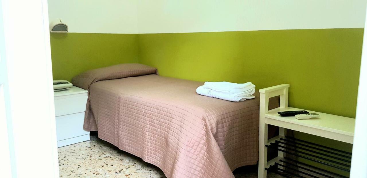 Hotel Villa Alberta B&B เชเซนาติโก ภายนอก รูปภาพ